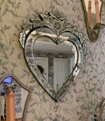 Gorgeous heart-shaped Venetian Wall mirror